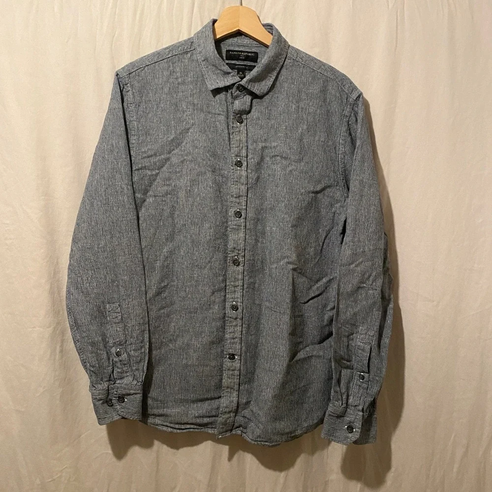Banana Republic Mens Untucked Fit Linen Button Down Shirt Blue Micro Stripe M